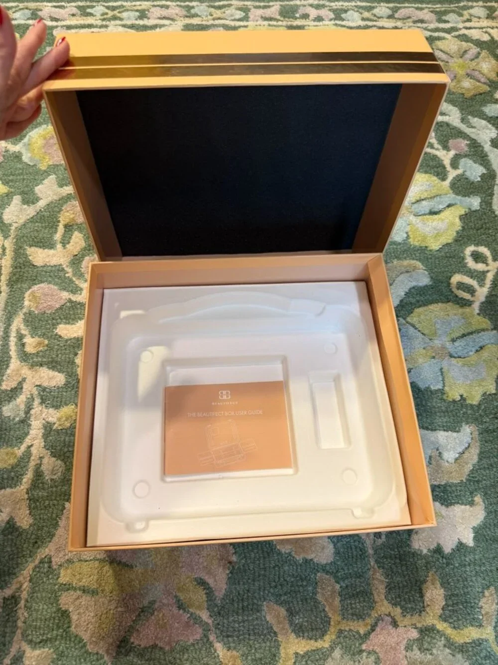 Beautifect VGUC Portable Makeup Vanity Box